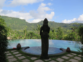 Villa Karma Loka