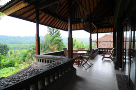 Villa Karma Loka