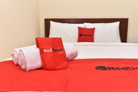 RedDoorz Plus @ Singaraja