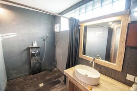 Kubuku Eco Dive Lodge & Yoga