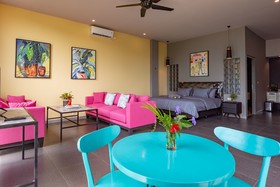 Hillside Lovina Studio