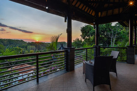 Villa Cahaya