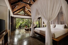 OMECURE Kaba Kaba by Nakula