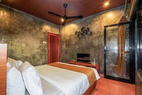 Daydream Lodge