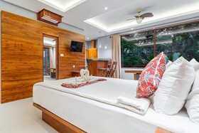 Maru Fortuna Villa by Moria