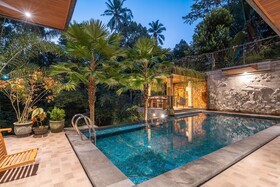 Maru Fortuna Villa by Moria