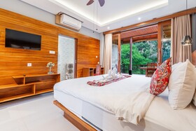 Maru Fortuna Villa by Moria