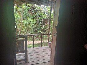 Shibui Garden Bungalows and Restaurant