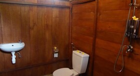 Shibui Garden Bungalows and Restaurant