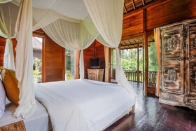 Ubud Sawah Scenery Villa and Homestay
