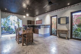 Villa Tanah Carik