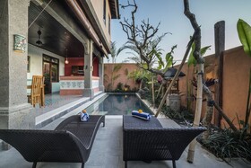 Villa Tanah Carik