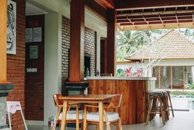 3 Beagles Ubud