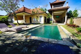 Adil Villa & Guest House