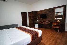 Adil Villa & Guest House