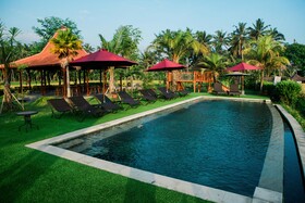 Adil Villa & Guest House