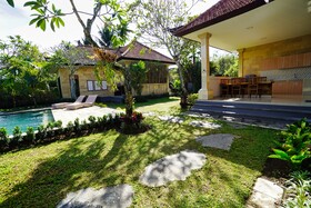 Adil Villa & Guest House
