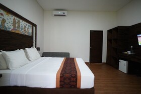 Adil Villa & Guest House