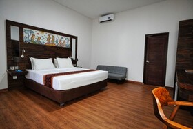 Adil Villa & Guest House