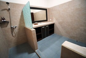 Adil Villa & Guest House