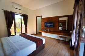 Adil Villa & Guest House