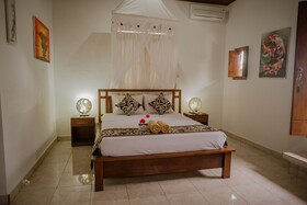 Artha Dewata Home Stay