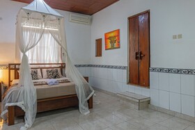 Artha Dewata Home Stay