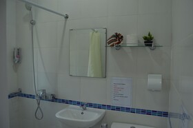 Askara Guest House & Hostel