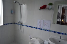 Askara Guest House & Hostel