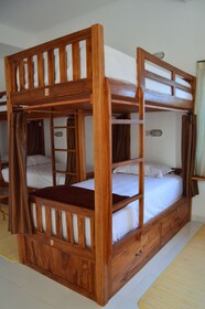 Askara Guest House & Hostel