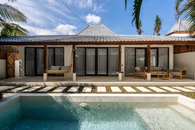 Berapi Villa by Evdekimi