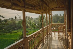 B Saya Villa