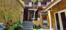 Bulan Bali Hostel