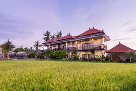 Canting Bali Suite