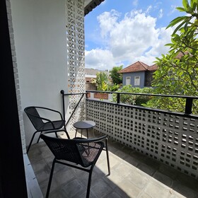 Chandi Hotel
