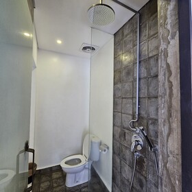Chandi Hotel