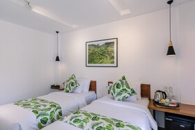 Chandi Hotel