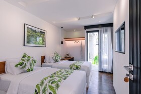 Chandi Hotel