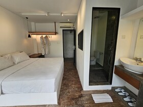 Chandi Hotel