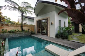 Daun Lebar Villas