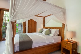 Flamboyant Villa Ubud