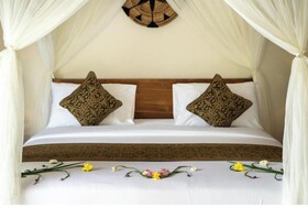 Green Sari Private Villa