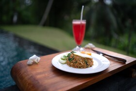 Green Sari Private Villa