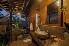 Gynandha Ubud Cottage