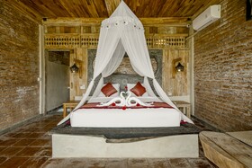 Joglo Organik Guesthouse