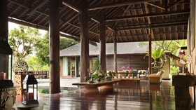 Kamaniiya River Villa