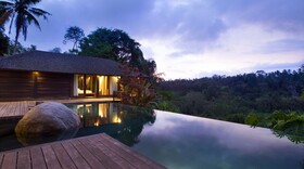 Kamaniiya River Villa