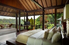 Kamaniiya River Villa