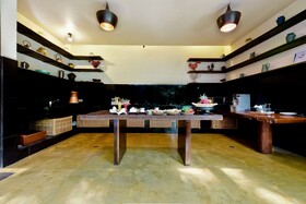 Kamaniiya River Villa