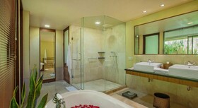 Komaneka at Rasa Sayang